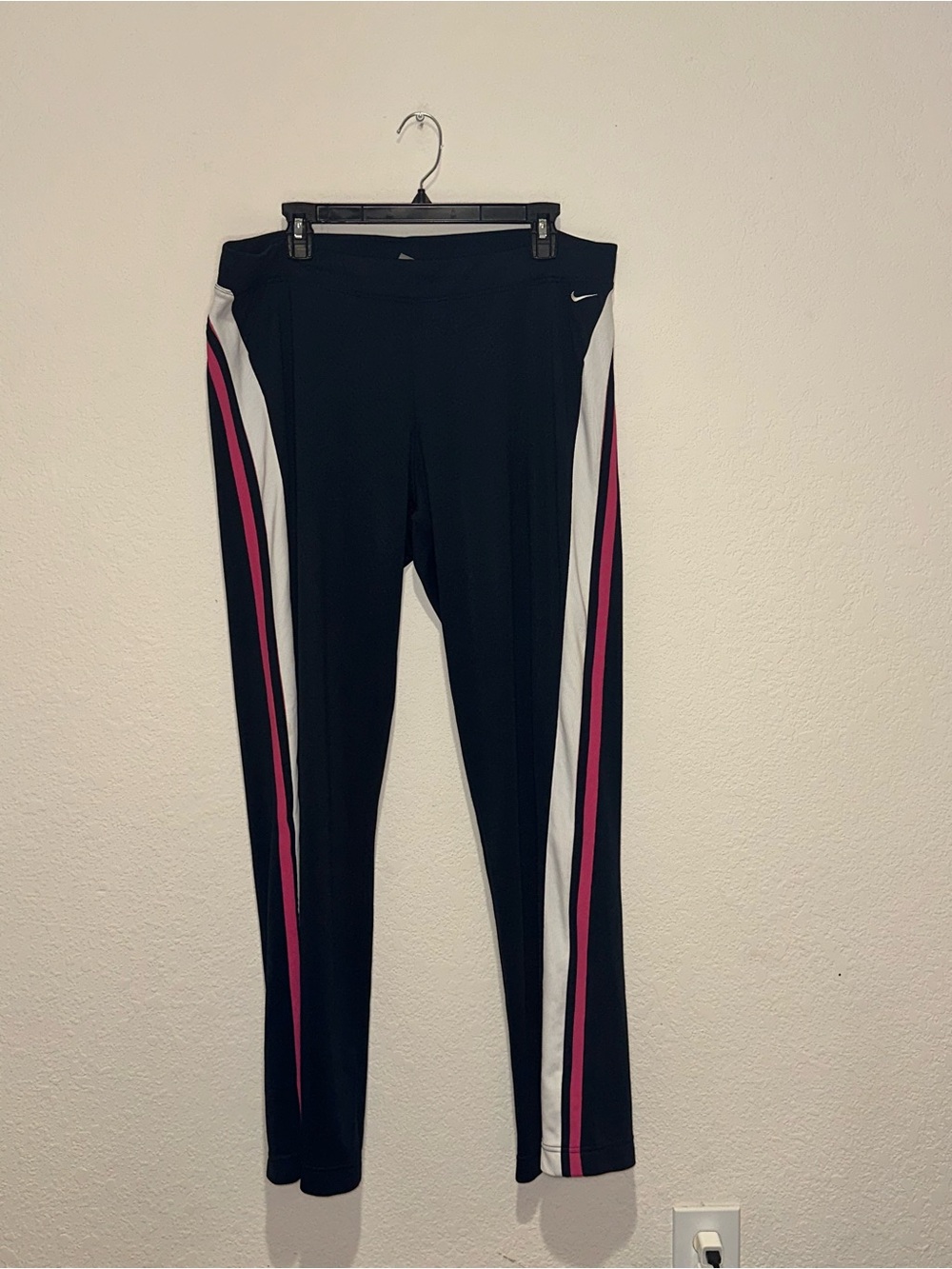 y2k athleisure Nike Black pants with White and Pink Side Stripes. XL